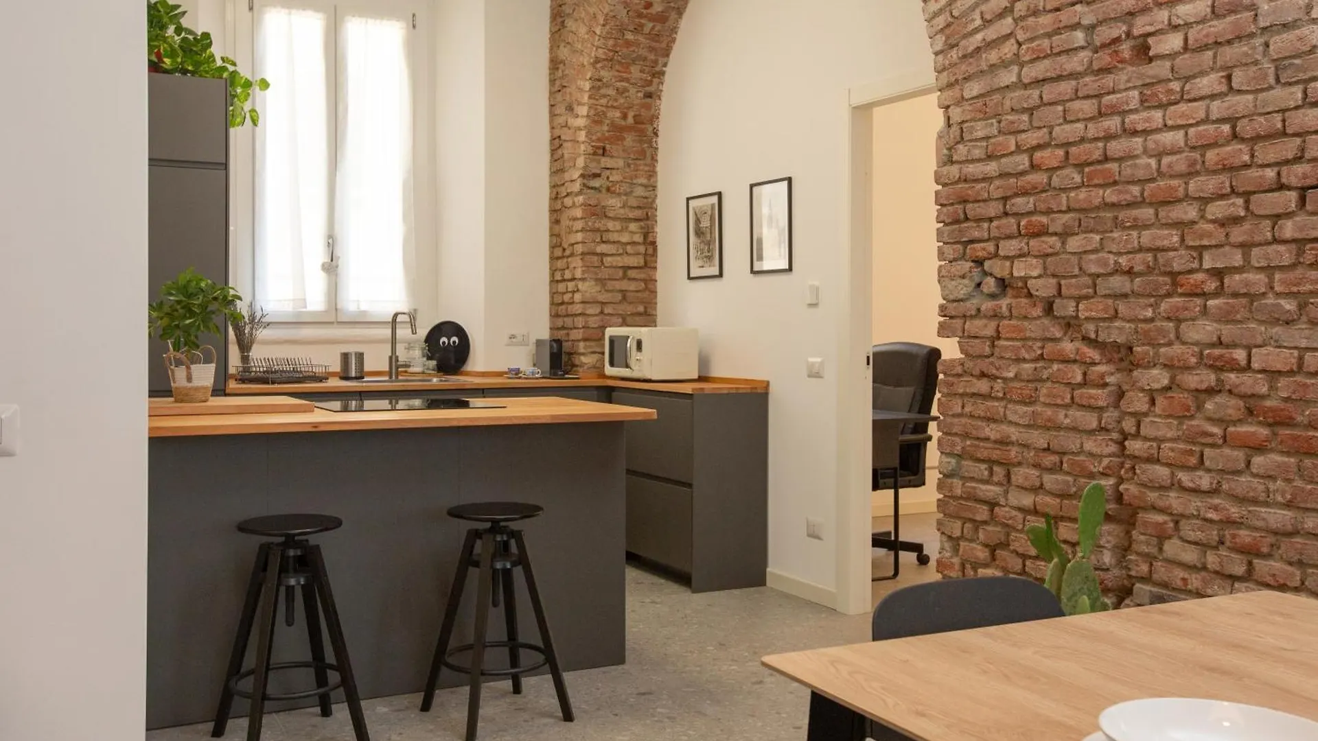 Design Lab - New Exclusive Apartment ミラノ イタリア
